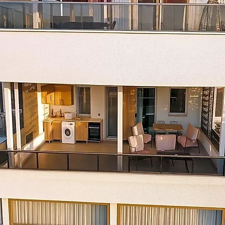 Aparthotel Suna & 3*