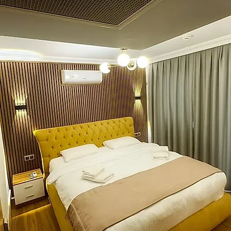 Aparthotel Suna & 3*