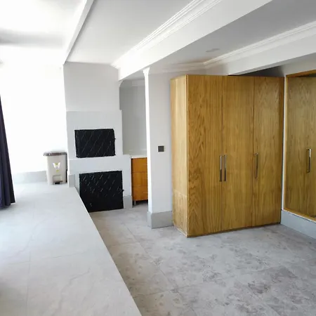 Hotel apartamentowy Suna & *